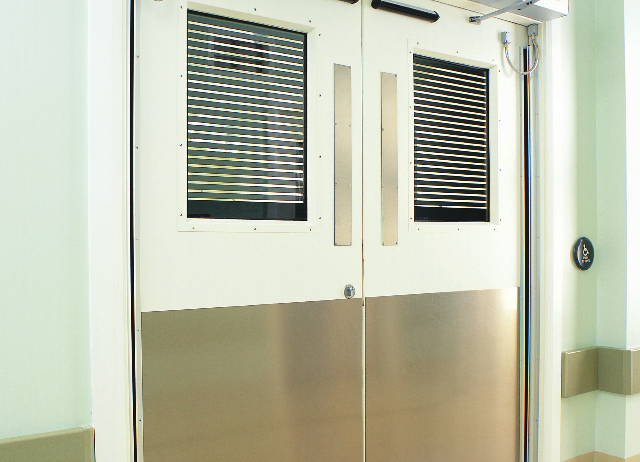 Powershield Cleanroom. Cleanroom Doors A Seamless Finish Powershield Cleanroom Doors are manufactured from high quality steel.
