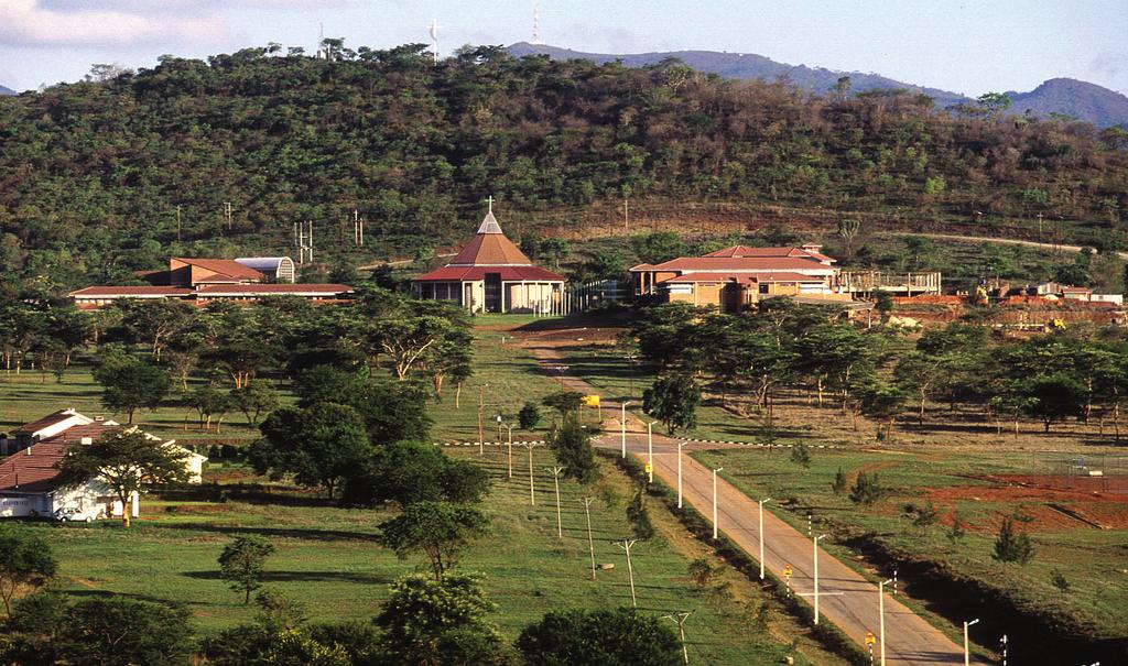 Located in the beautiful eastern highlands of Zimbabwe just outside Mutare City, Africa University (AU) is a private, Pan-African higher education institution affiliated with and supported by the