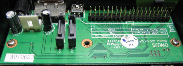 J1 CN6 CN5 CN1 5. IDE HDD: Only the USB 2.0 interface is available for connecting an IDE hard drive to the host computer.