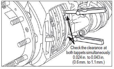 Caliper Movement Test For Knorr calipers, with the brakes in a cool down condition, push the inboard pad away from the tappets Use two long feeler gauges to measure between the whole