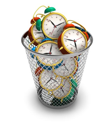 LexisNexis Law Firm Billable Hours Survey Results All Respondents Average for all 499 respondents: The average hours worked on a daily basis was 9 hours The average hours billed on a daily basis was