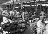 CHAPTER 3 n A Life Dedicated to Spreading the Diesel 1945-1963 Yanmar Diesel Motores Do Brasil Inside the factory of Yanmar Diesel Motores Do Brasil Operating a powered rice-huller was an exception.