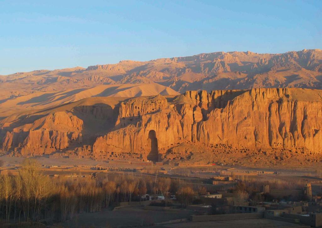 BAMIYAN THE PROVINCE 8283 BAMIYAN ن A PROVINCE STEEPED IN HISTORY Situated in the heart of Afghanistan.